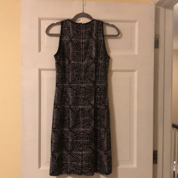 Steve Madden Gorgeous dimensional pattern cotton dress. - Picture 5 of 7